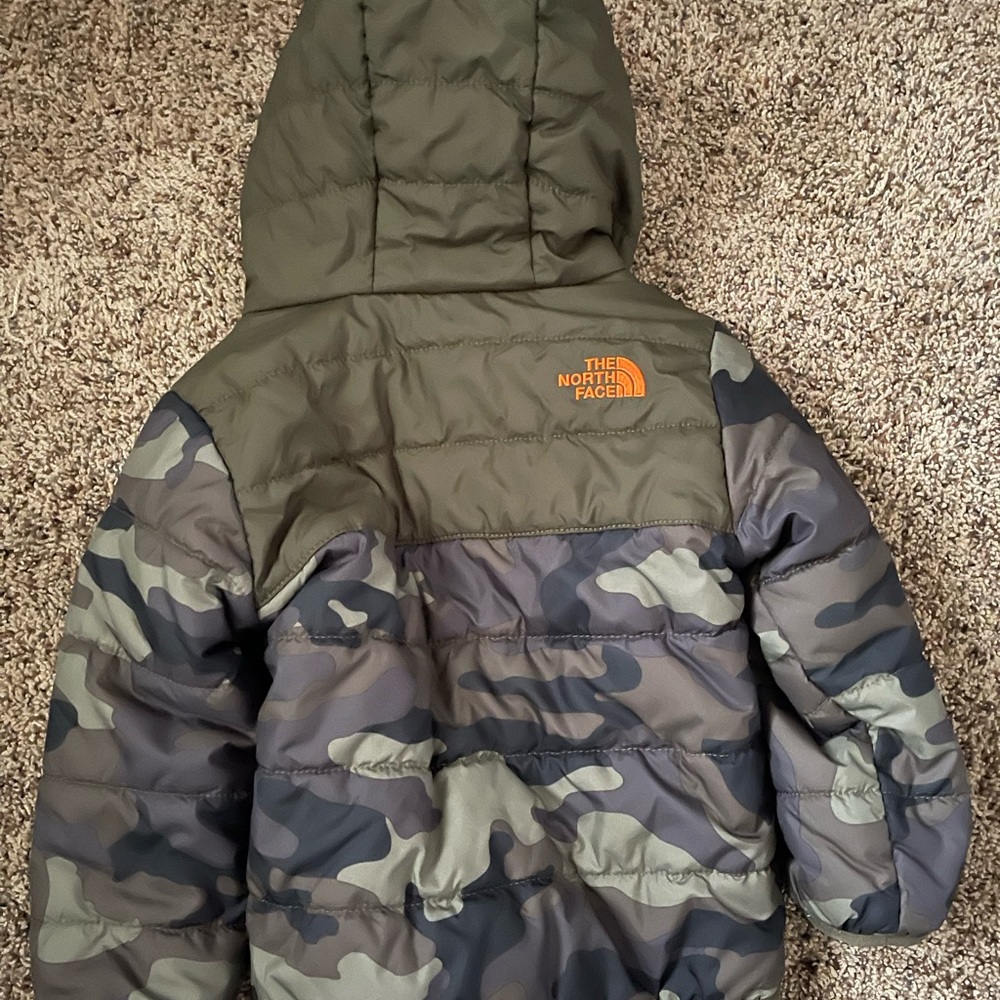 The North Face baby’s Sherpa lined jacket.